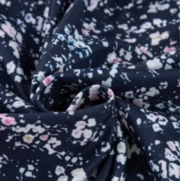 ❤️New Floral Patchwork Blouse - Navy, Pink, and Orange - Picture 5 of 16